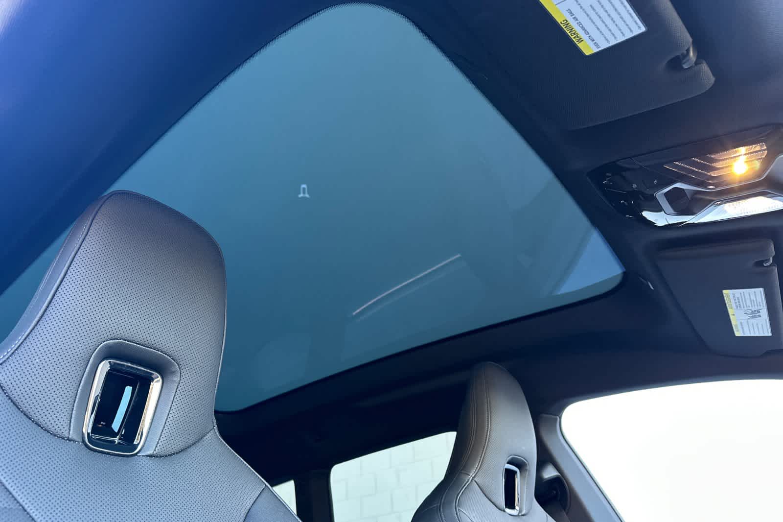 Thumbnail: 2025 BMW iX - 18