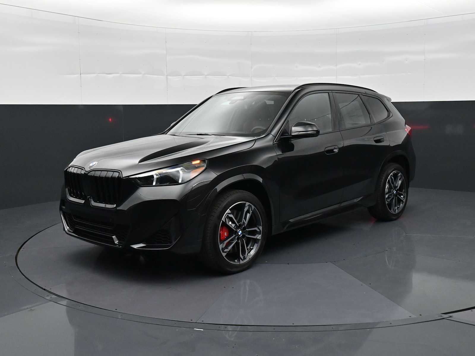 Thumbnail: 2026 BMW X1 - 1