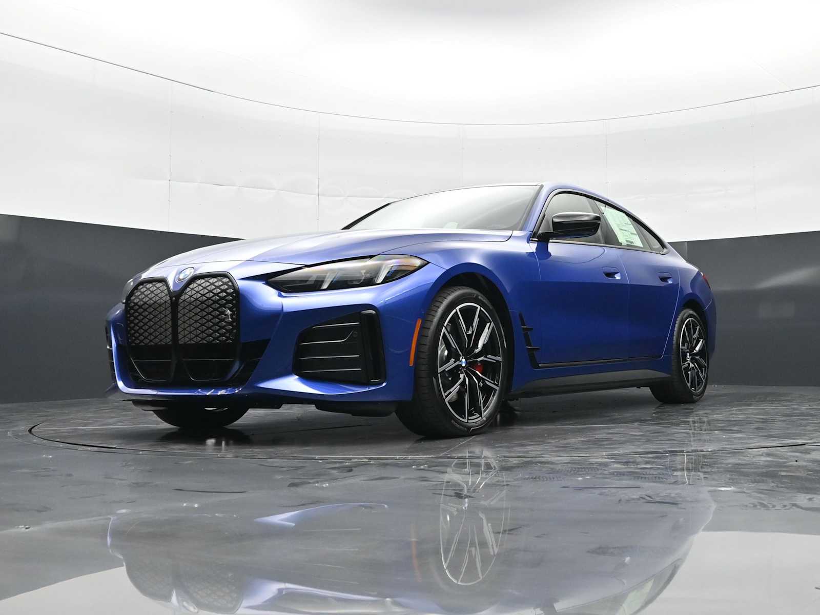 Thumbnail: 2026 BMW i4 - 24