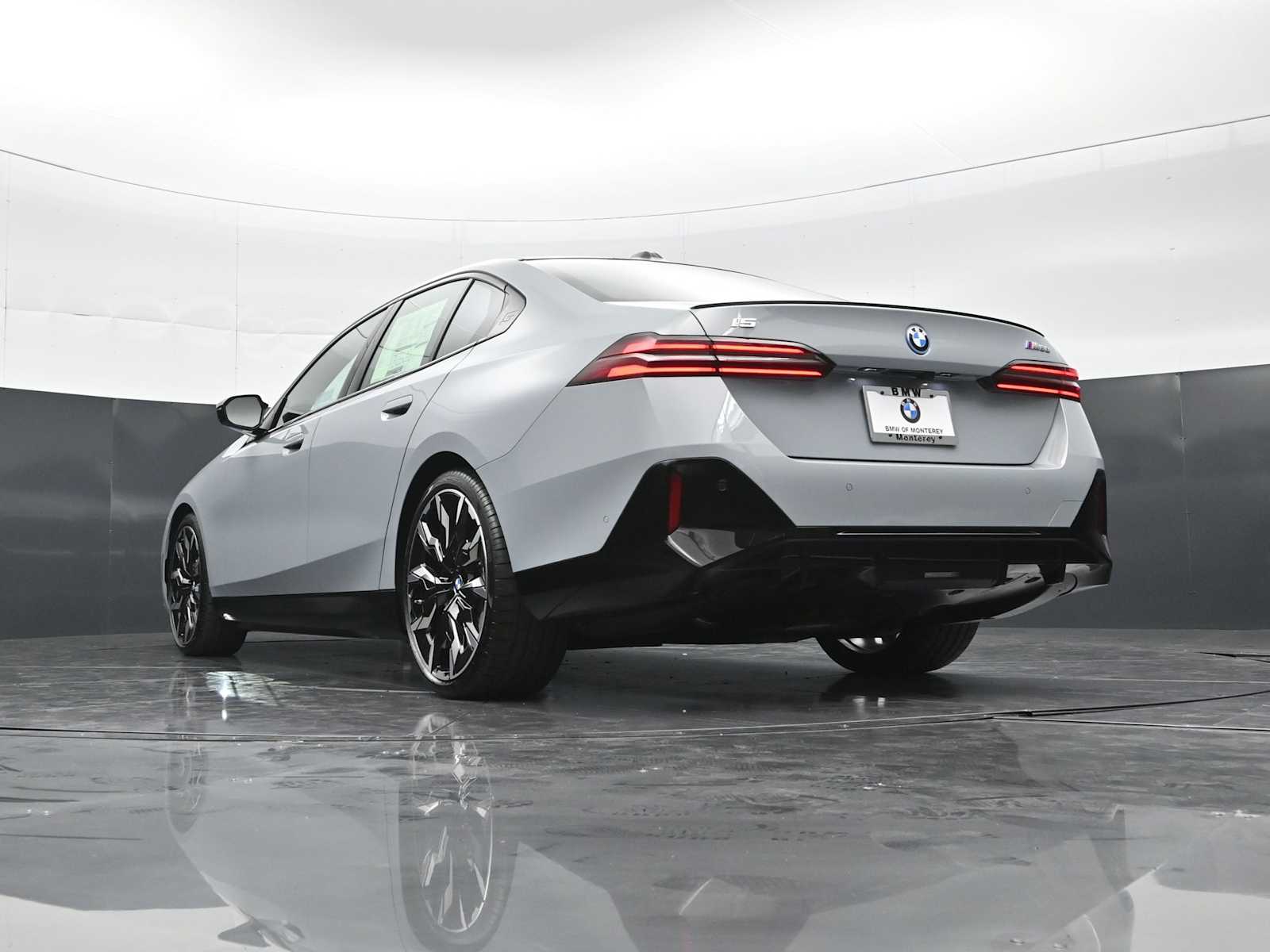 Thumbnail: 2026 BMW i5 - 31