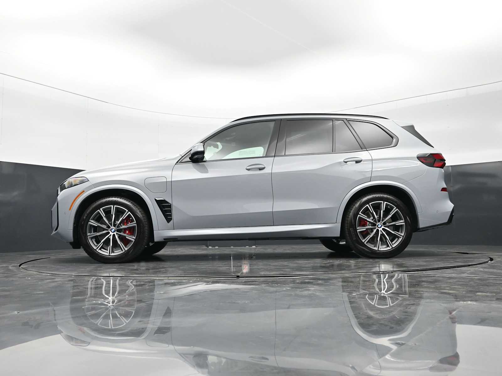 Thumbnail: 2026 BMW X5 - 31