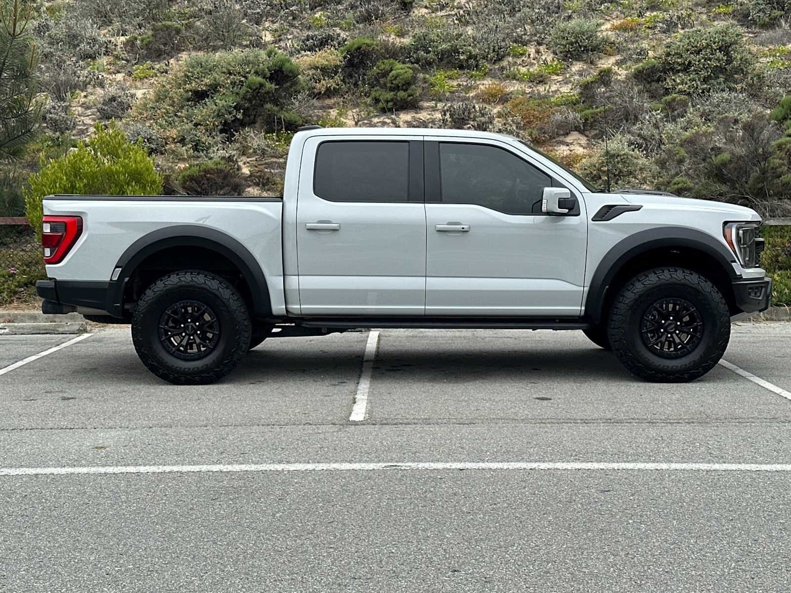 Thumbnail: 2023 Ford F-150 - 9