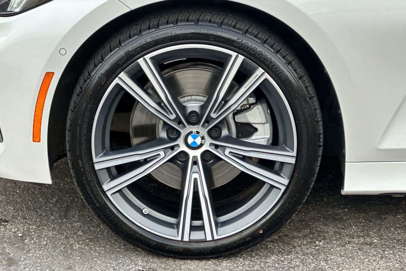 Thumbnail: 2024 BMW 3 Series - 29