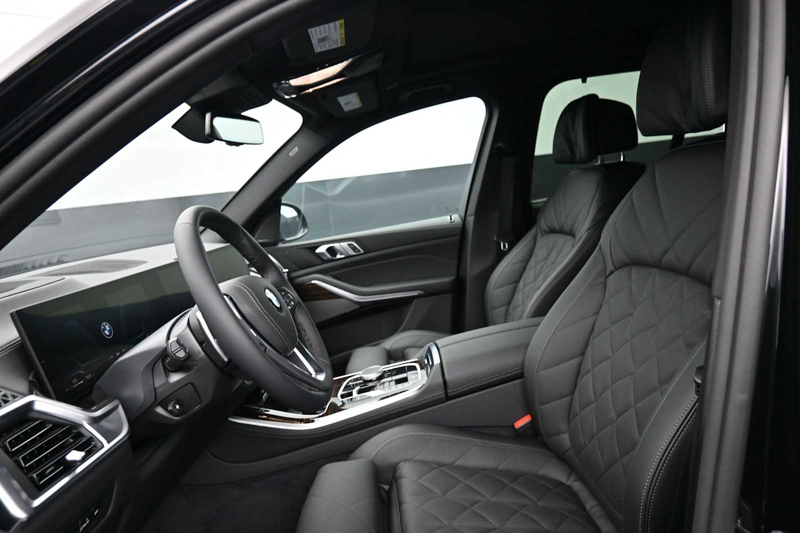 Thumbnail: 2026 BMW X5 - 9