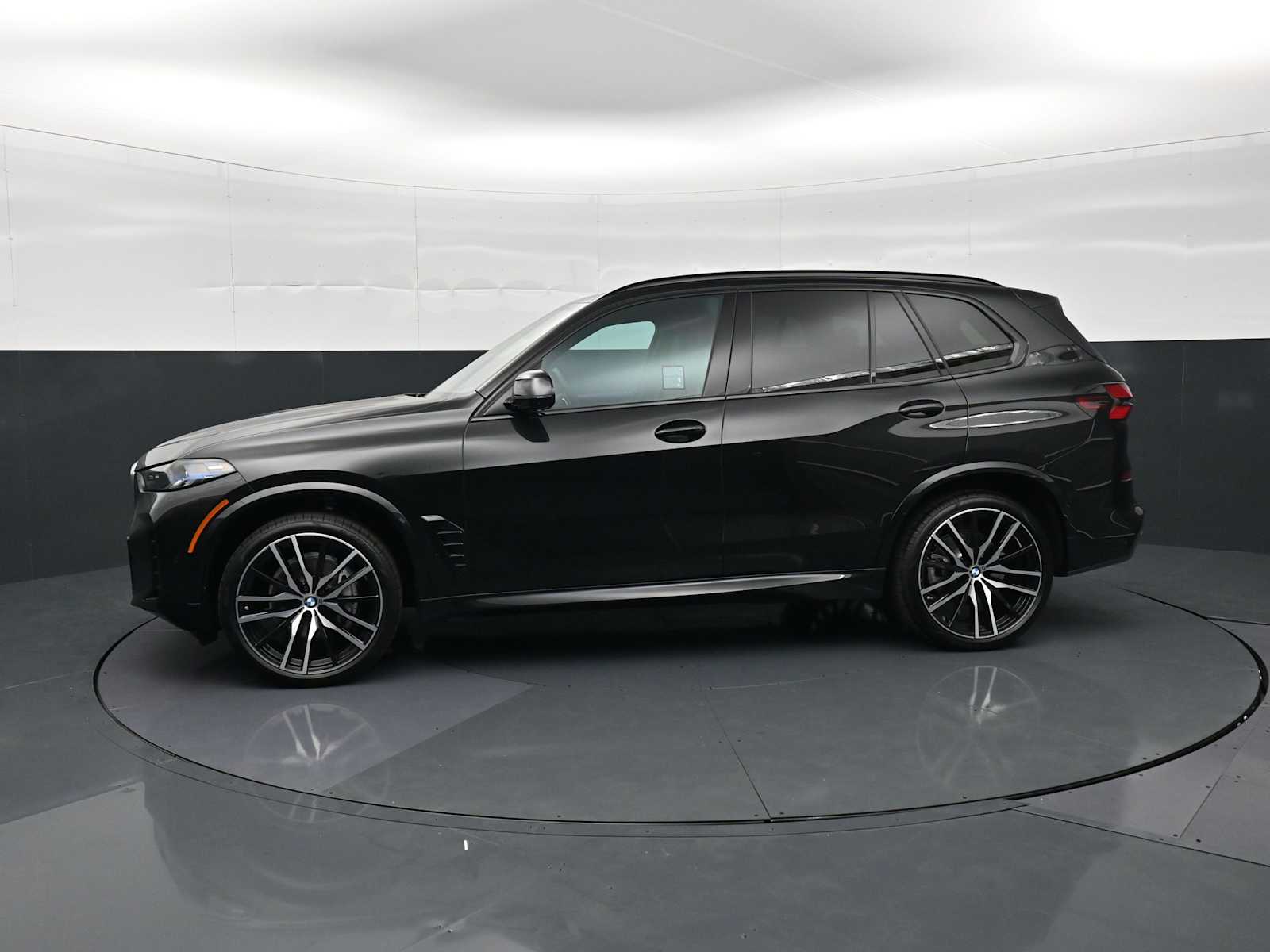Thumbnail: 2026 BMW X5 - 8