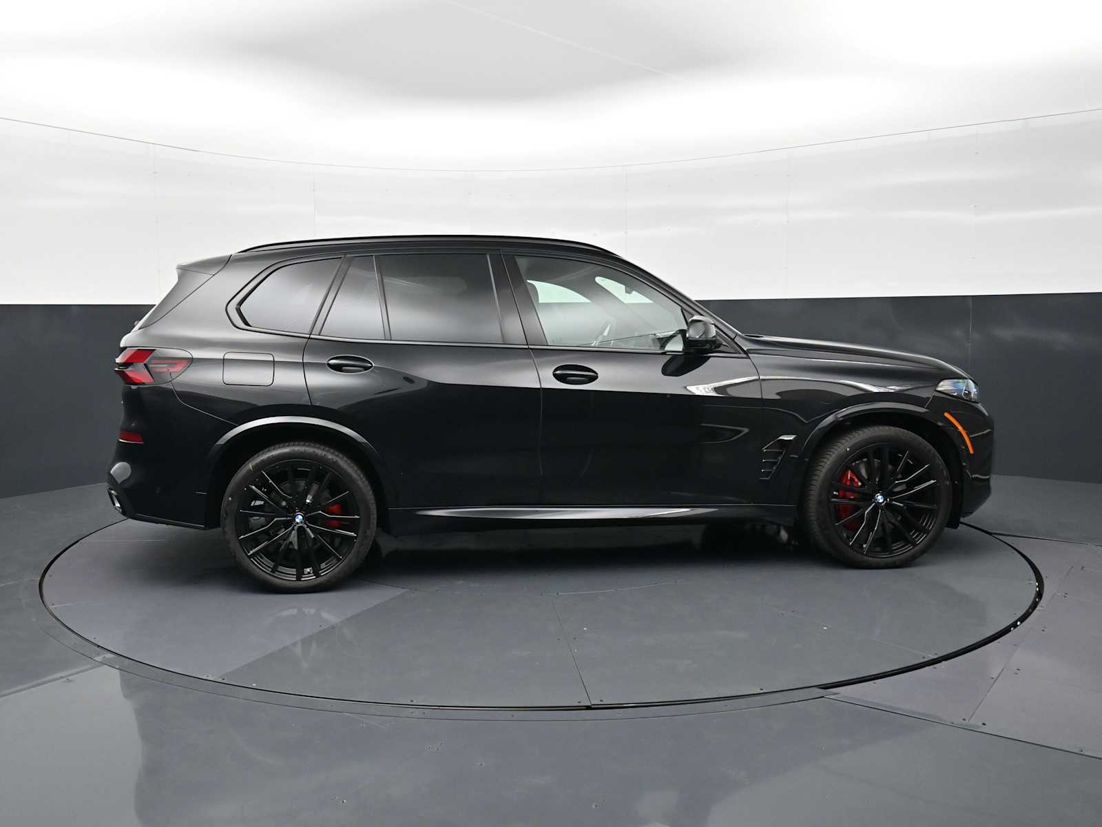 Thumbnail: 2026 BMW X5 - 4