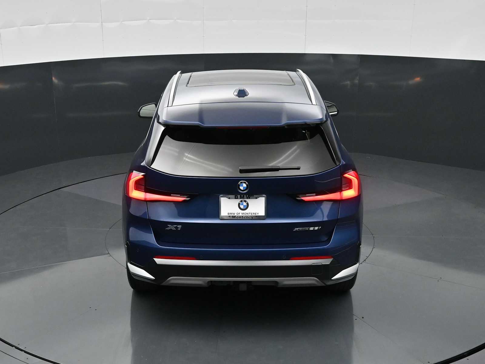 Thumbnail: 2025 BMW X1 - 21
