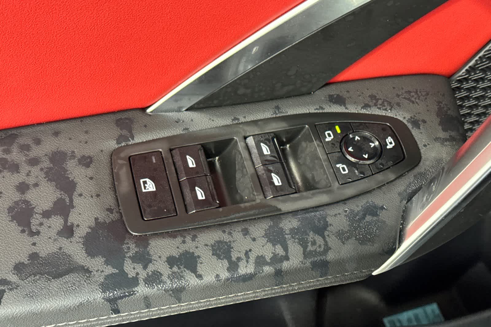 Thumbnail: 2025 BMW X2 - 13