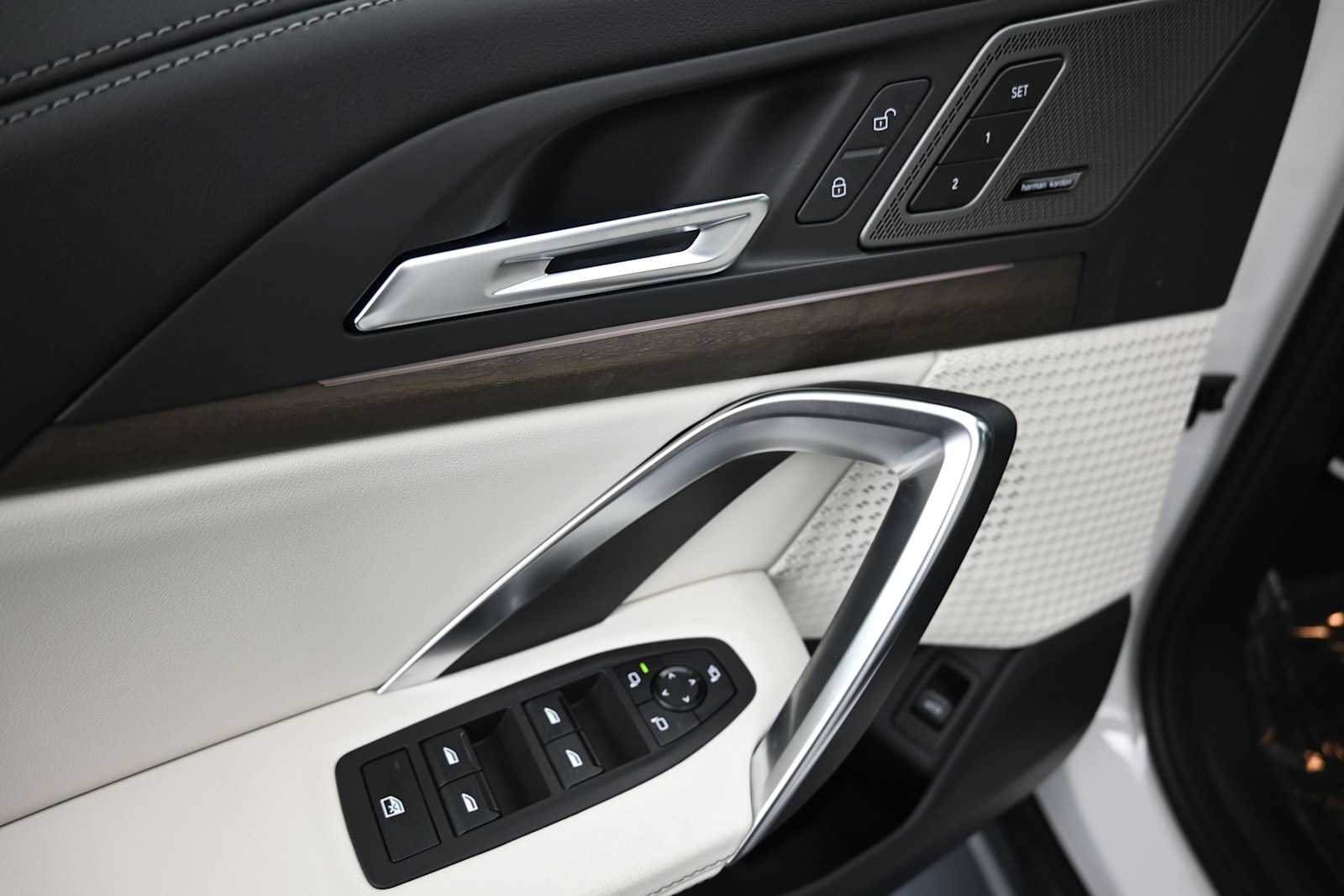 Thumbnail: 2026 BMW X1 - 9