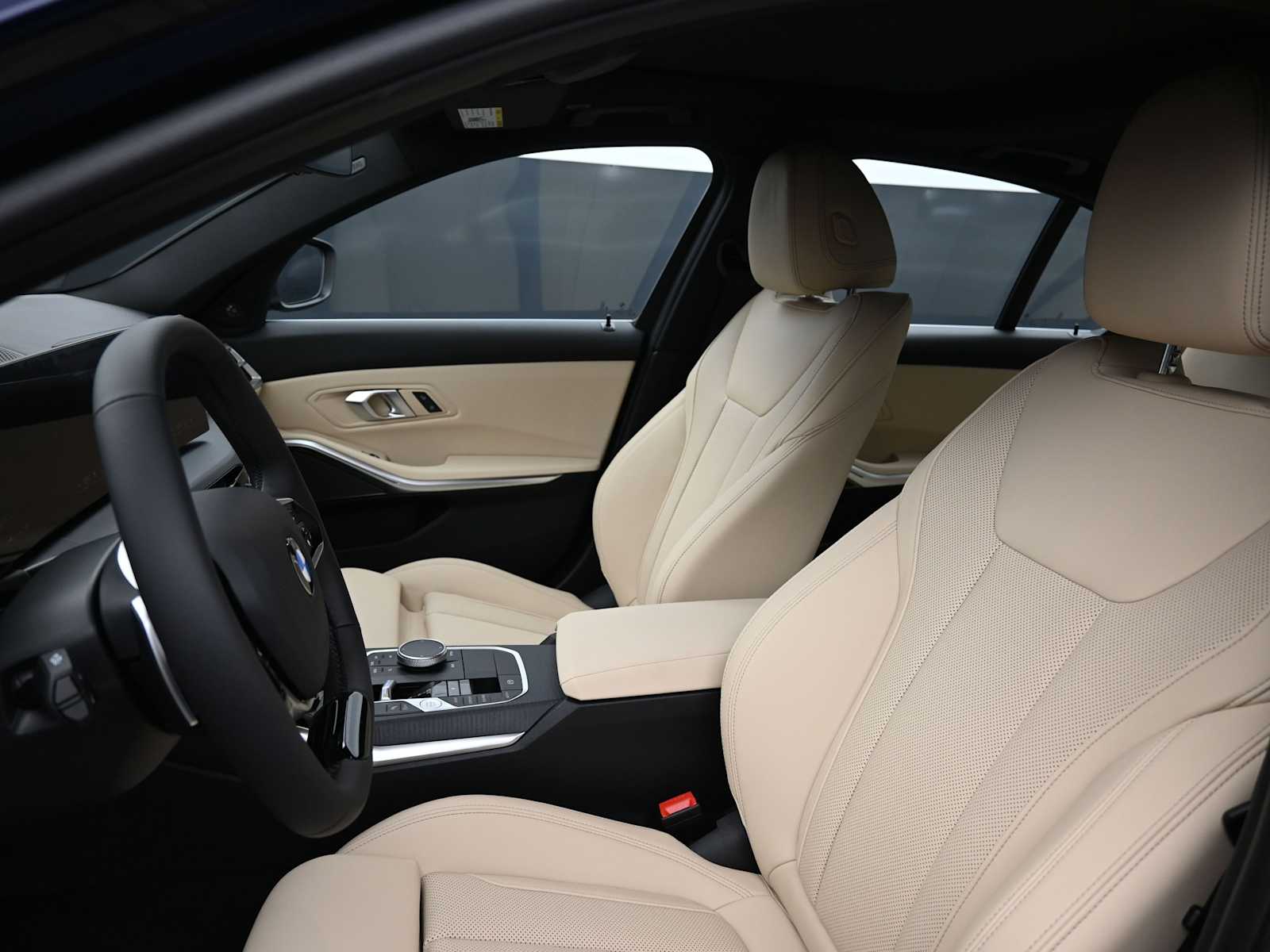 Thumbnail: 2026 BMW 3 Series - 14