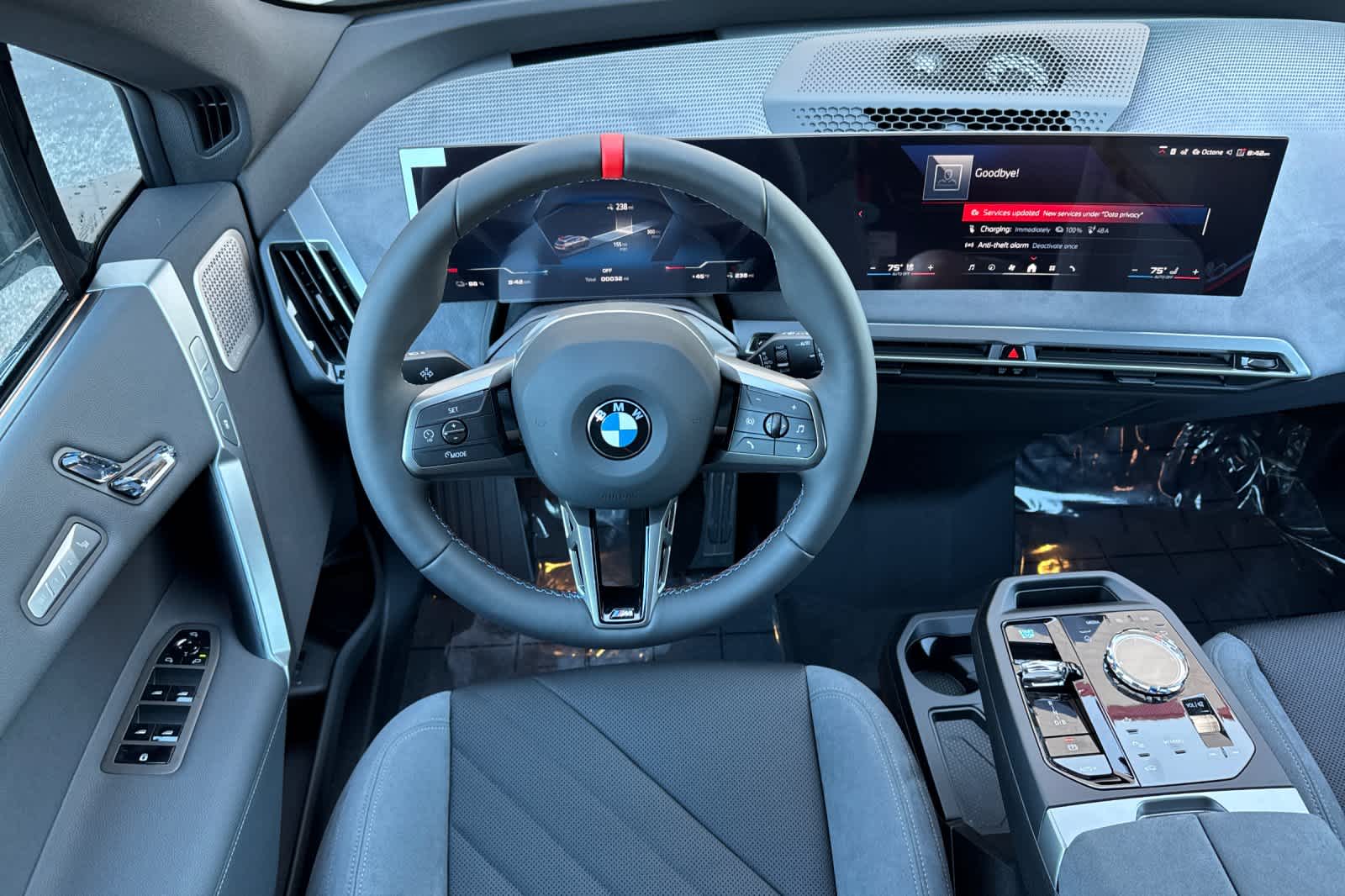 Thumbnail: 2026 BMW iX - 15