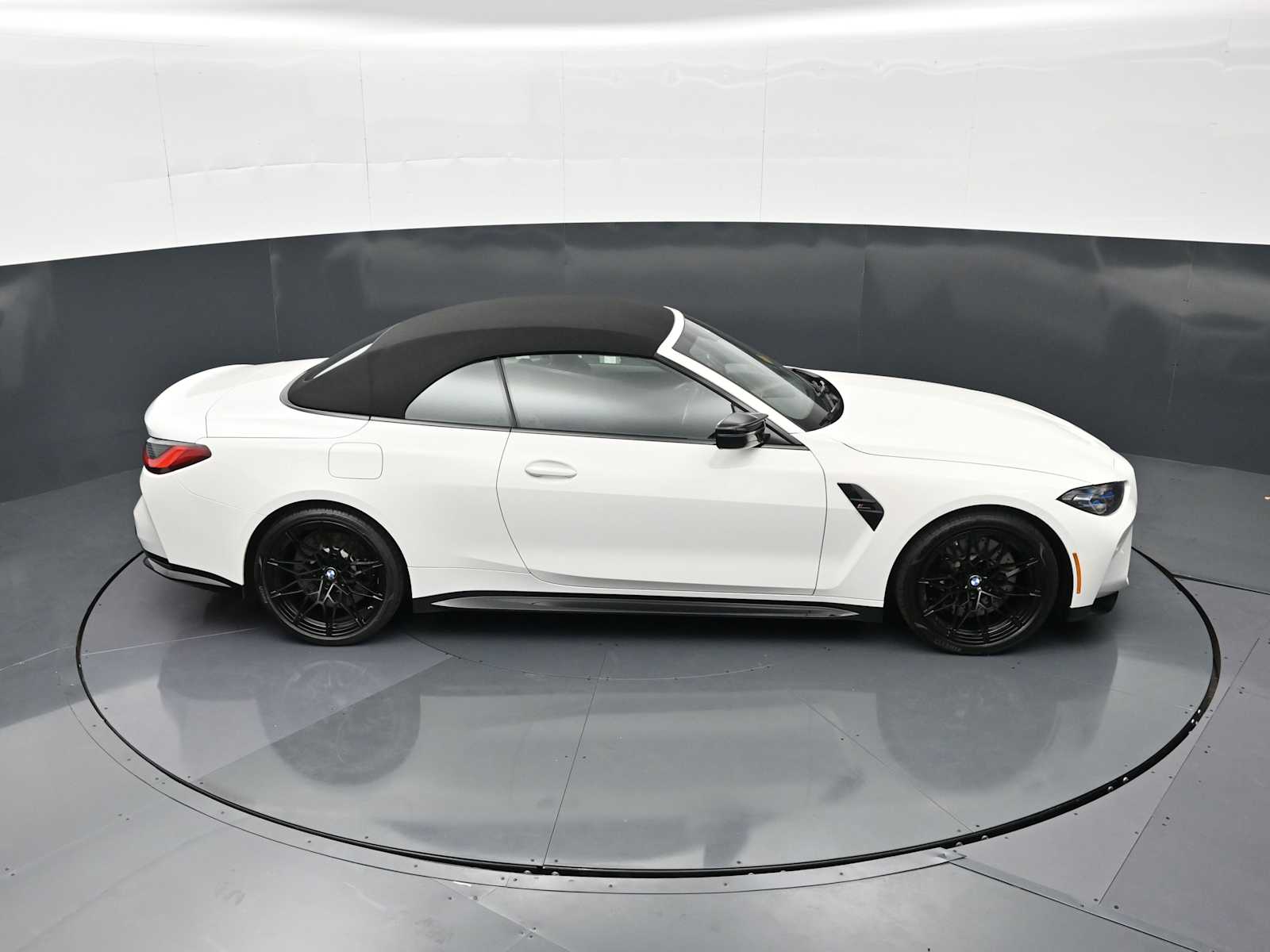 Thumbnail: 2022 BMW M4 - 21