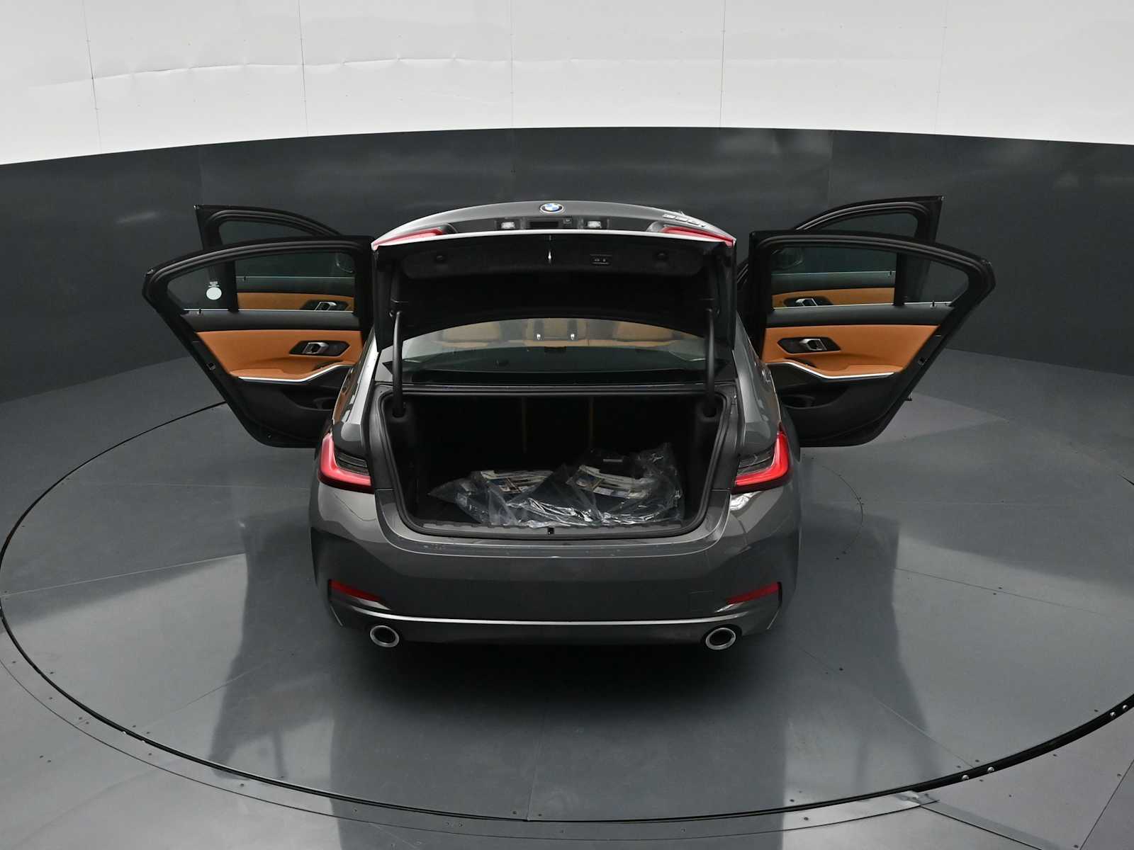 2026 BMW 3 Series 330i - Photo 48