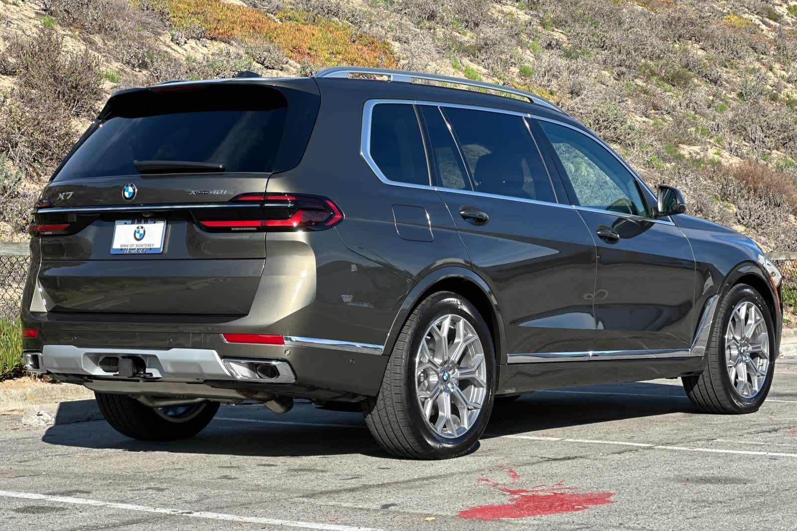 Thumbnail: 2026 BMW X7 - 2