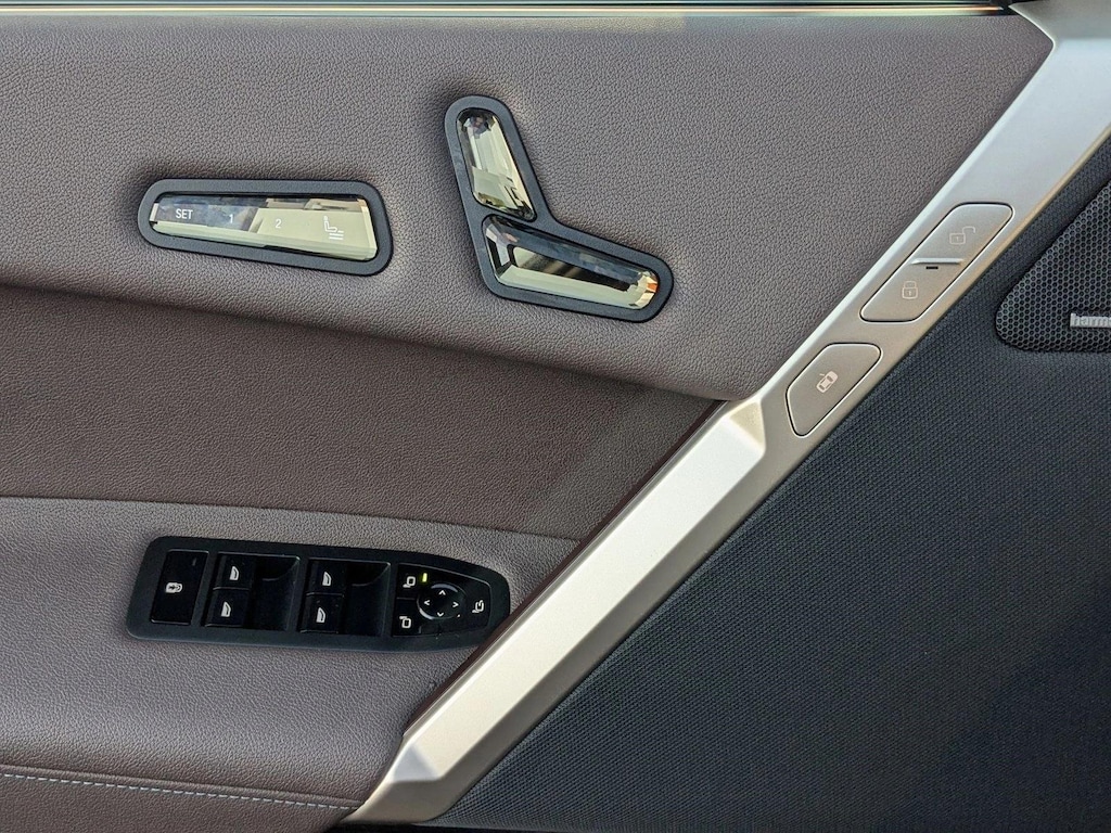 New 2026 BMW iX xDrive60 SUV