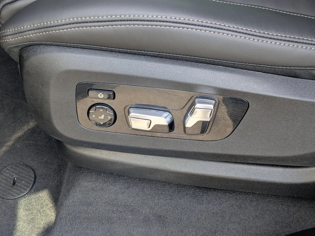 New 2026 BMW X5 PHEV xDrive50e SUV