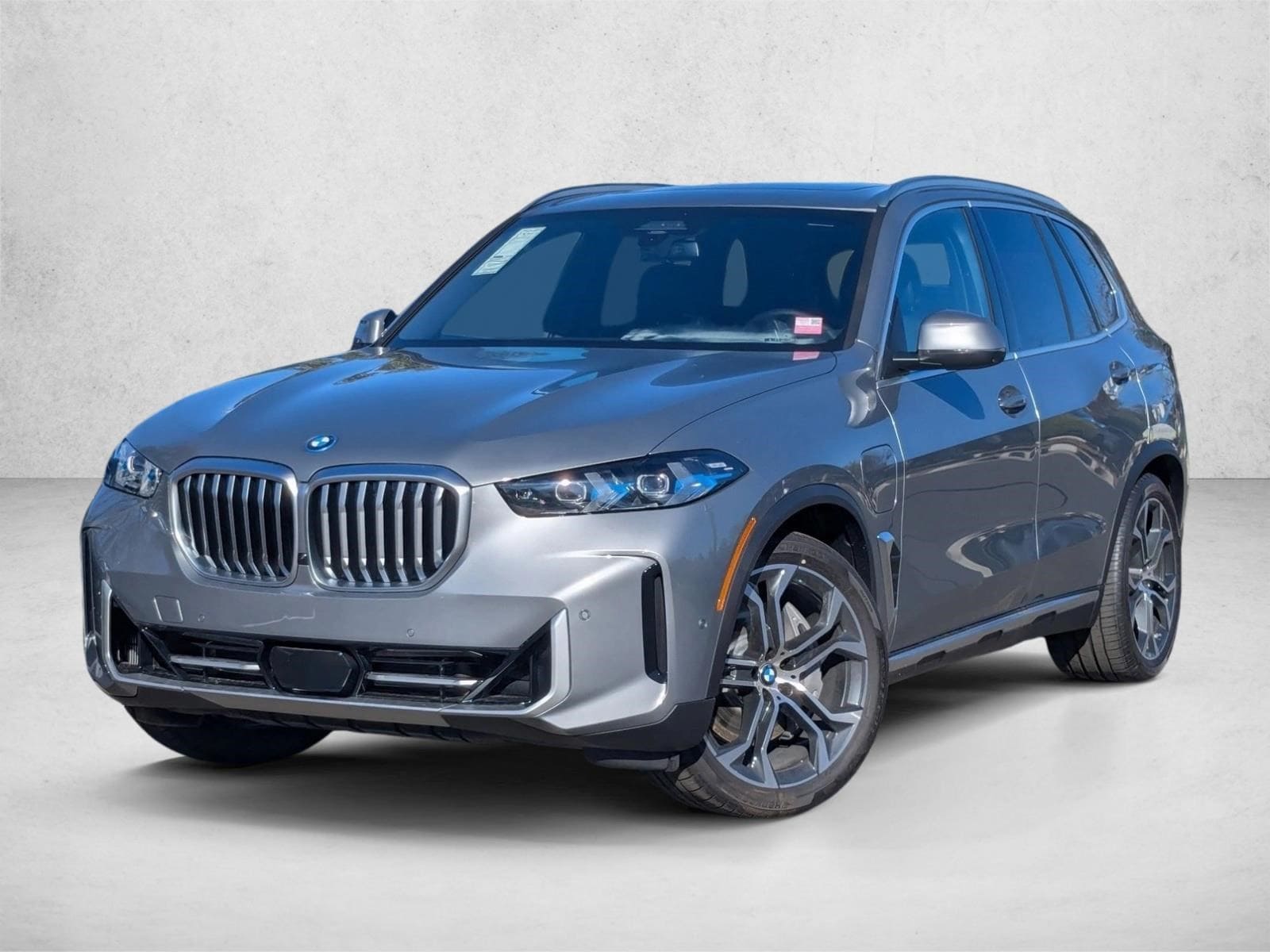2026 BMW X5 M50i's photo