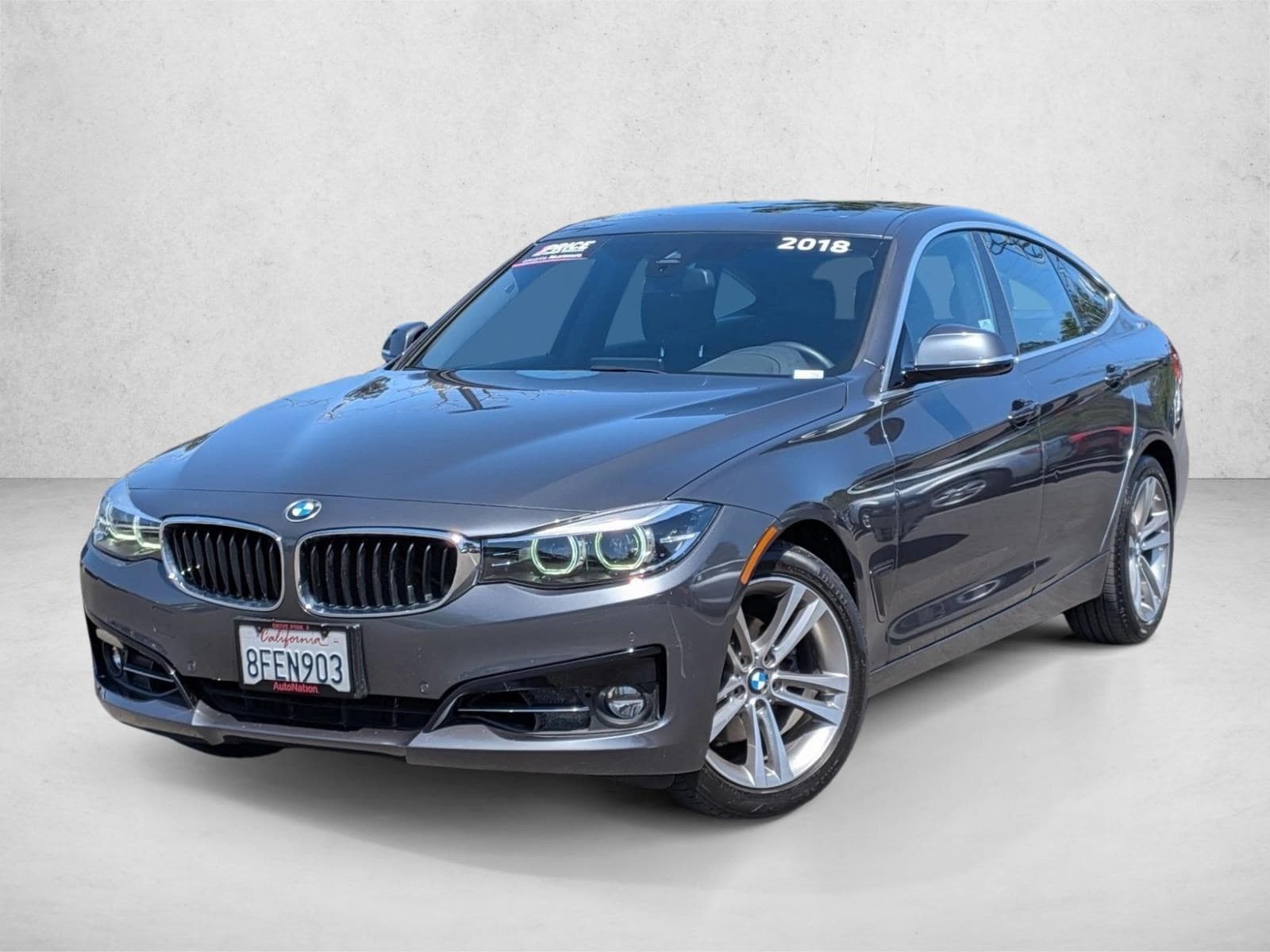 2018 BMW 3 Series 330i xDrive Gran Turismo's photo