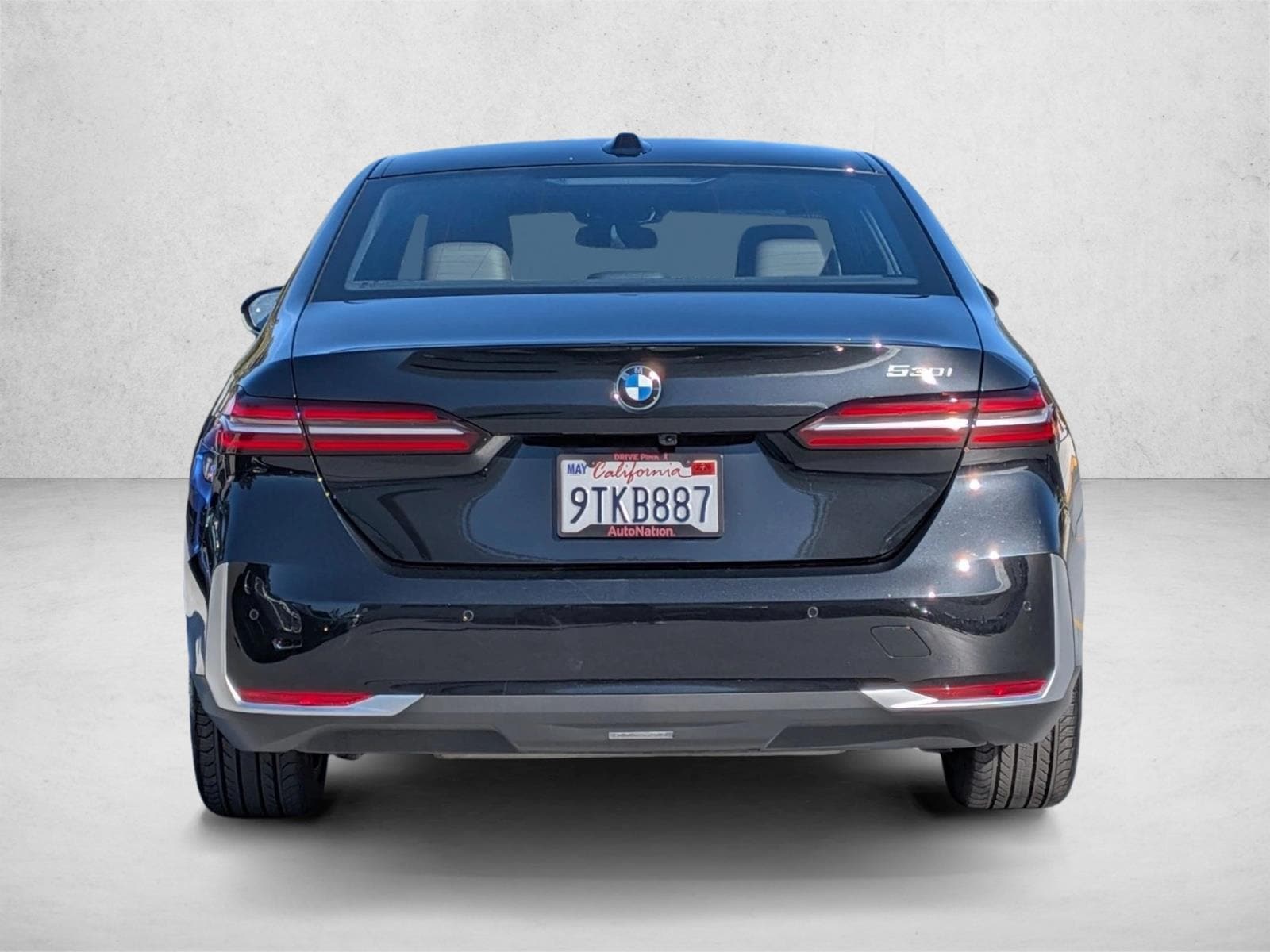 2026 BMW 530i photo 6