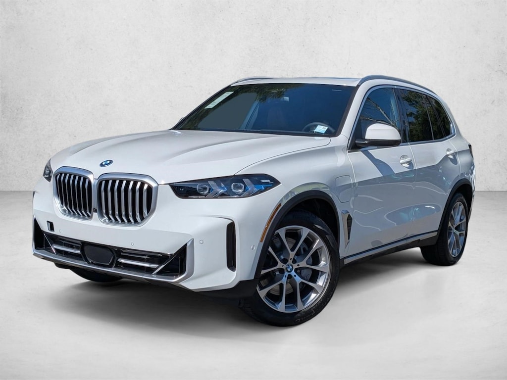 New 2026 BMW X5 PHEV xDrive50e SUV