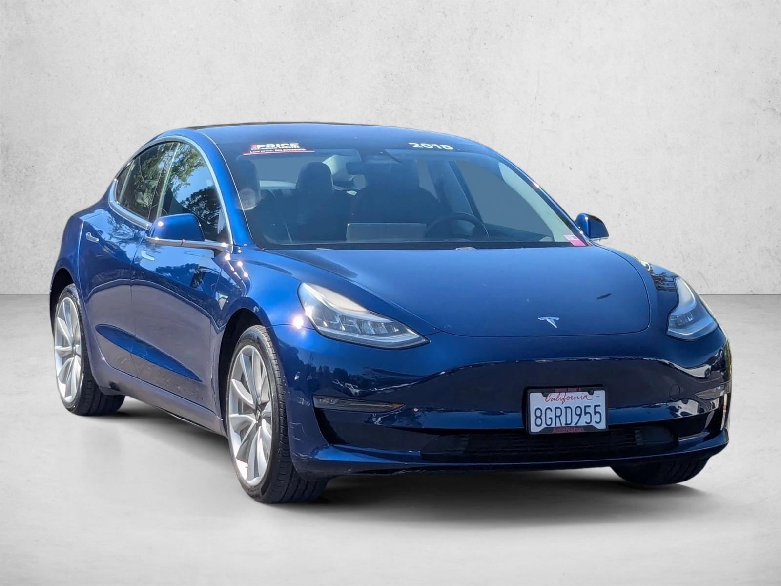 2018 Tesla Model 3 Long Range photo 3