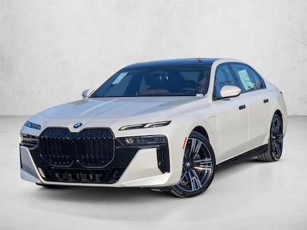 2026 BMW 750e xDrive Sedan