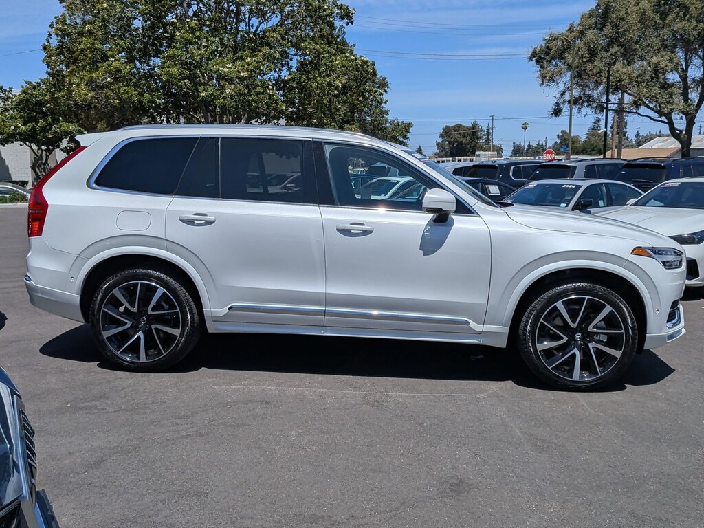 Used 2025 Volvo XC90 B6 Plus 7-Seater SUV