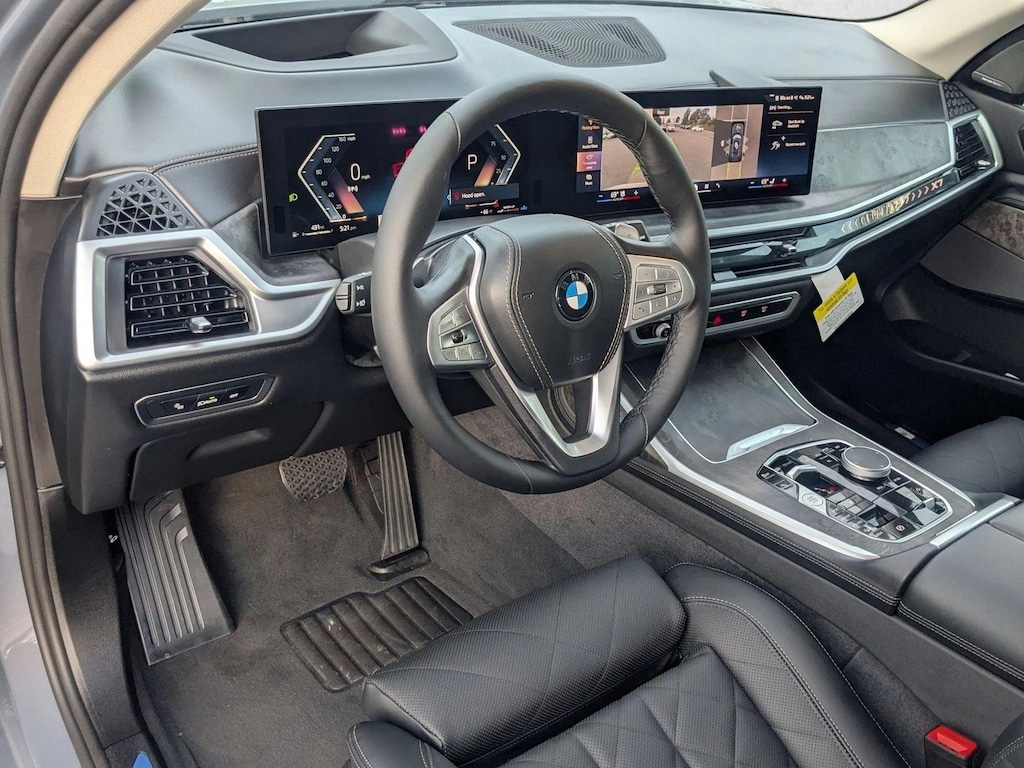 New 2026 BMW X7 xDrive40i SUV