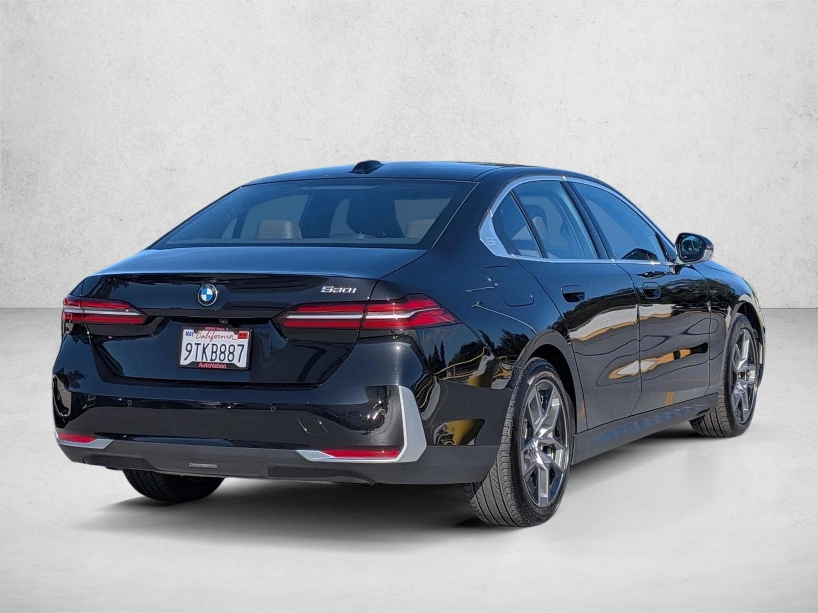 2026 BMW 530i photo 4