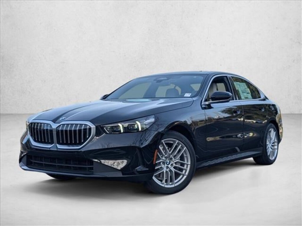 Used 2025 BMW 530i Sedan