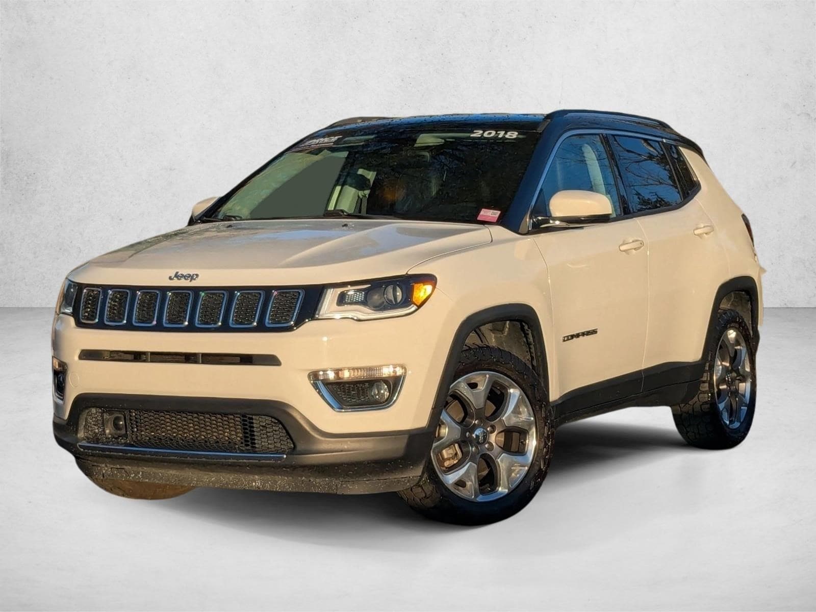 2018 Jeep Compass Limited's photo