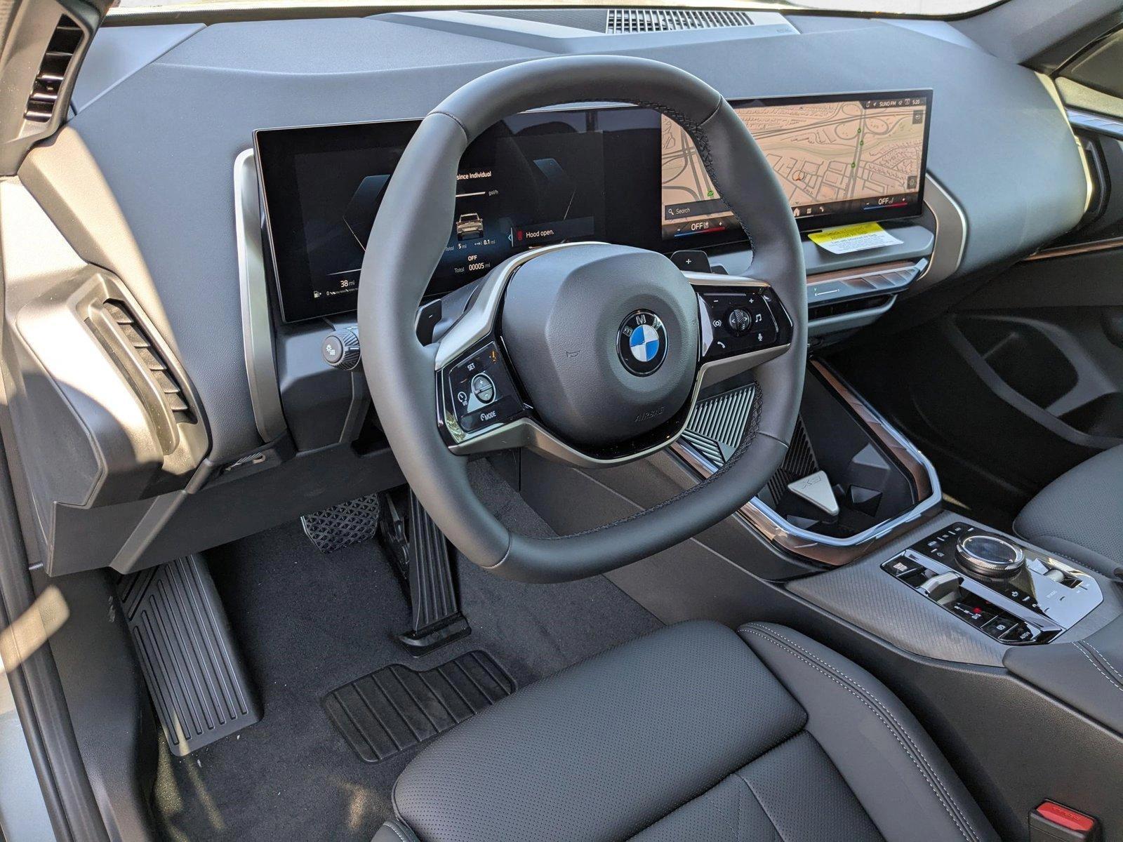 2025 BMW X3 30 xDrive photo 3