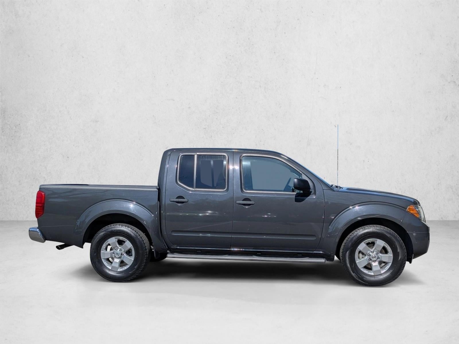 2013 Nissan Frontier photo 4