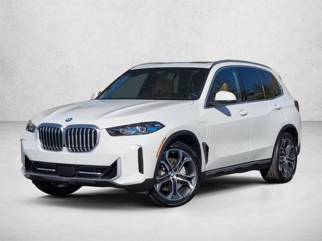 New 2026 BMW X5 PHEV xDrive50e SUV