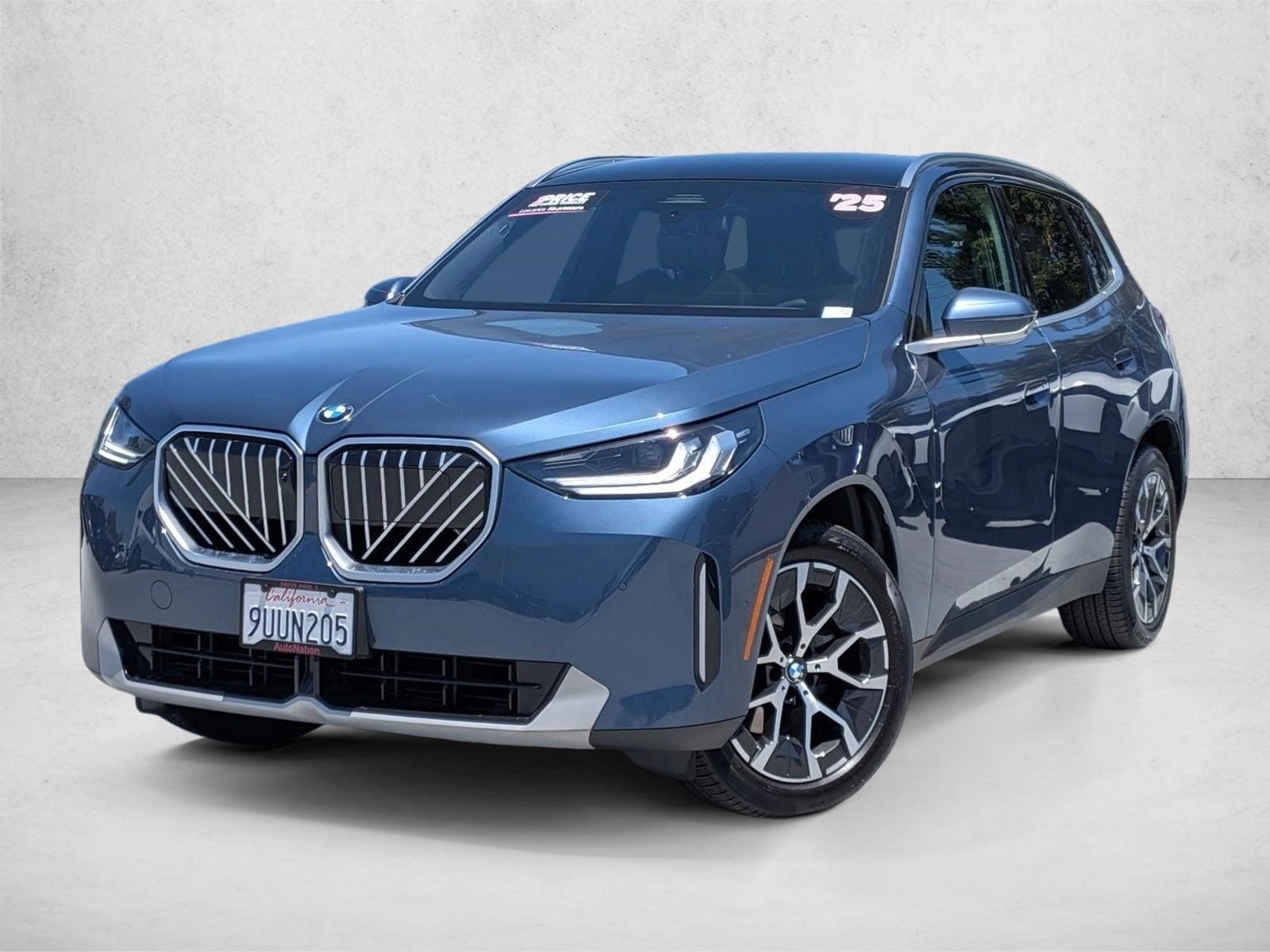2025 BMW X3 30 XDRIVE's photo