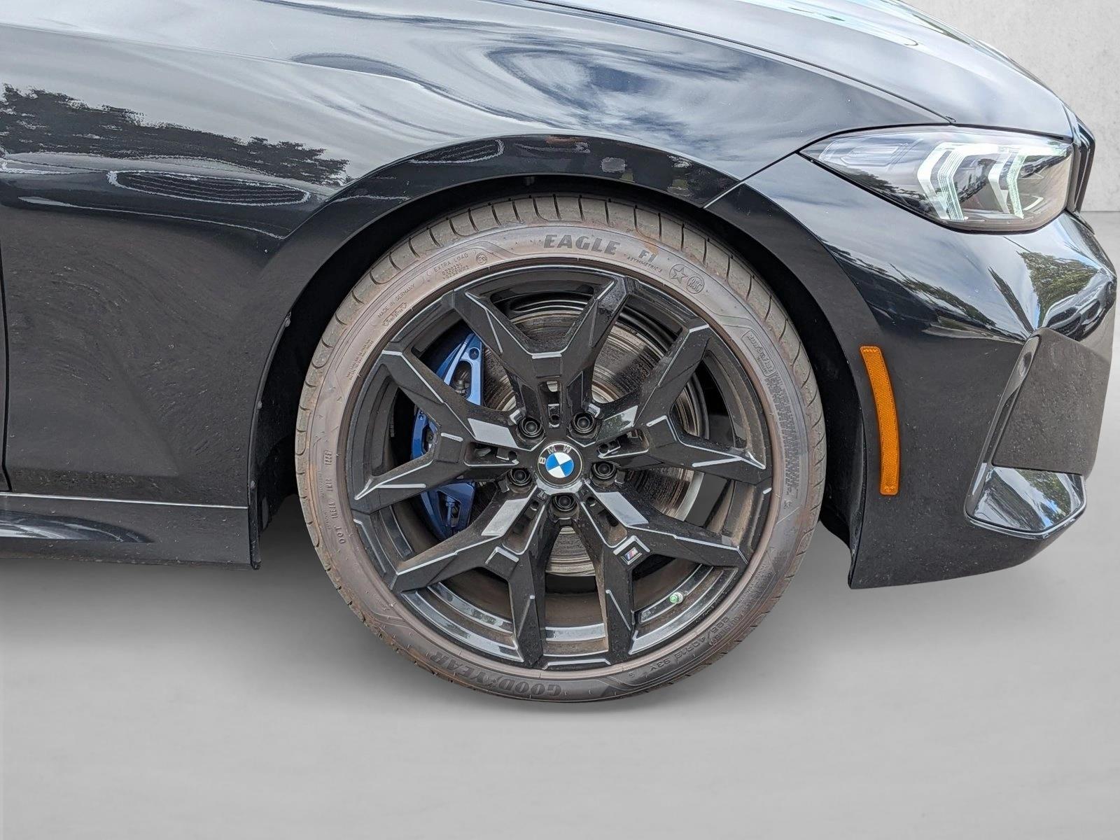 2026 BMW 3 Series 330i - Photo 10