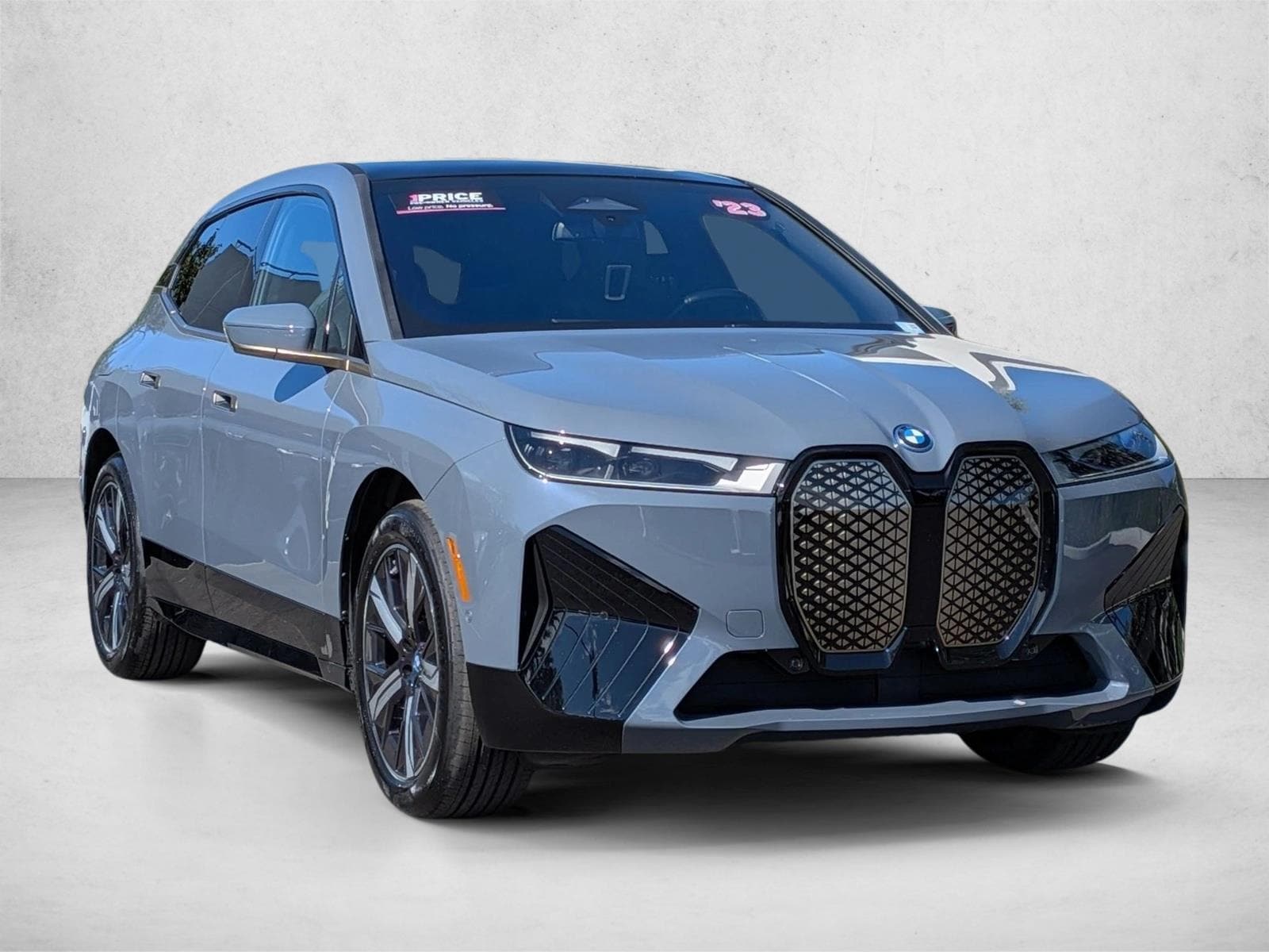 2023 BMW iX xDrive50 photo 2