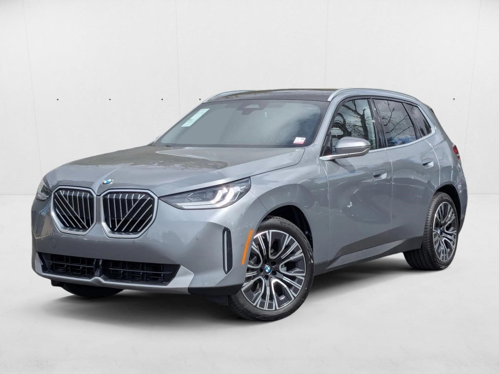 2025 BMW X3 30 XDRIVE's photo
