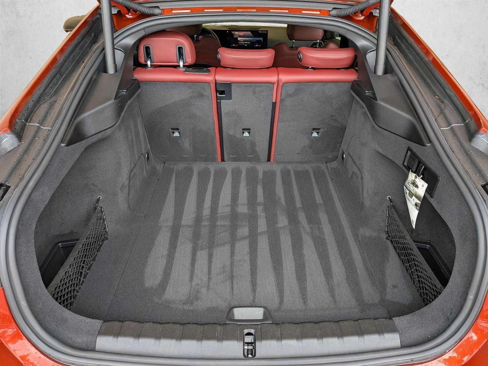 2023 BMW i4 eDrive40 photo 5