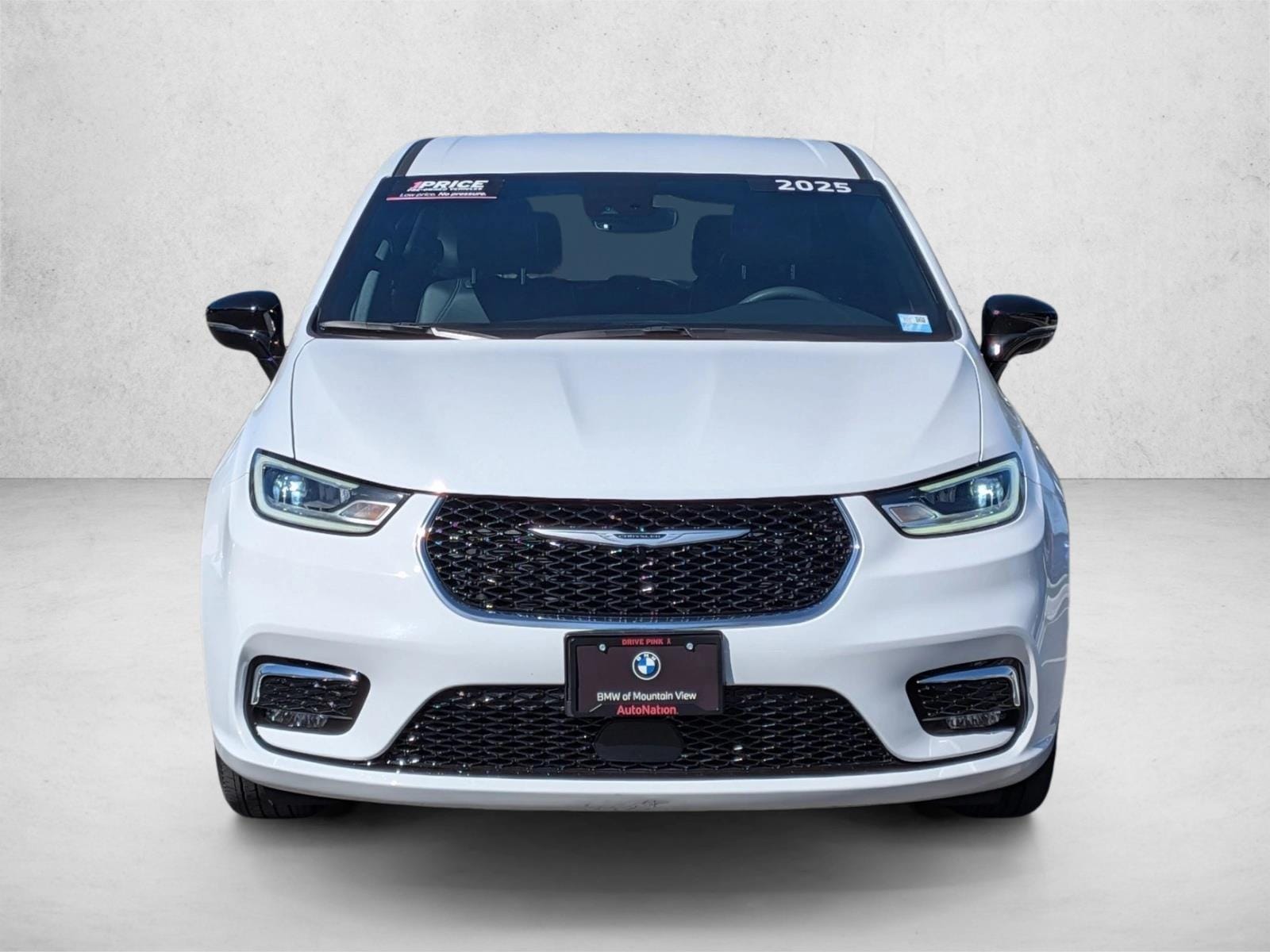 2025 Chrysler Pacifica Select photo 2