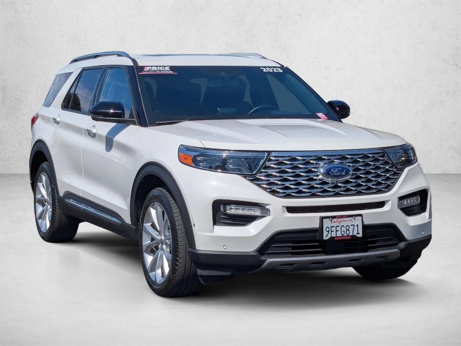 2023 Ford Explorer Platinum photo 3
