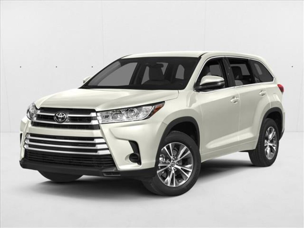 Used 2019 Toyota Highlander LE I4 SUV