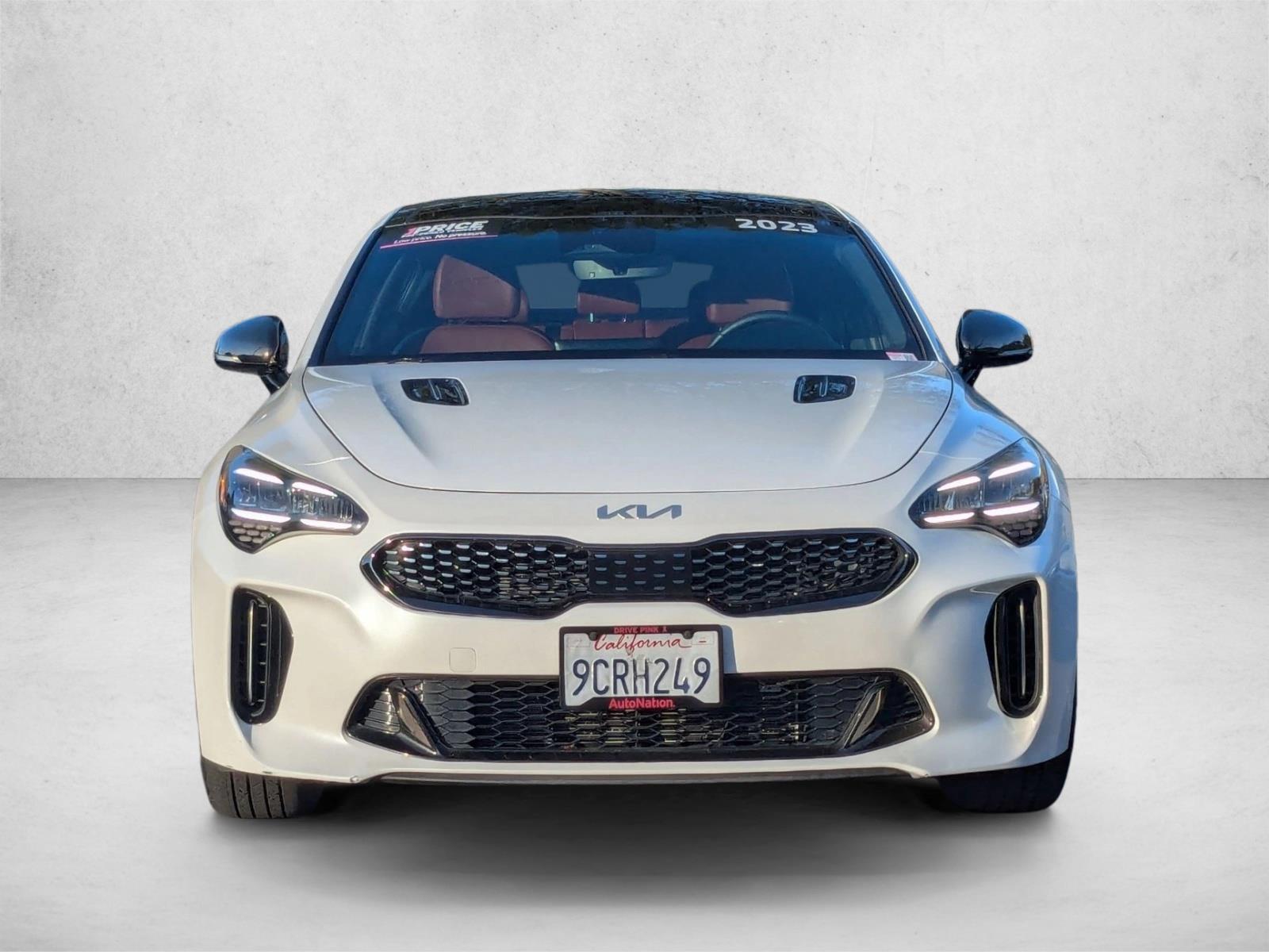 2023 Kia Stinger GT-Line photo 2