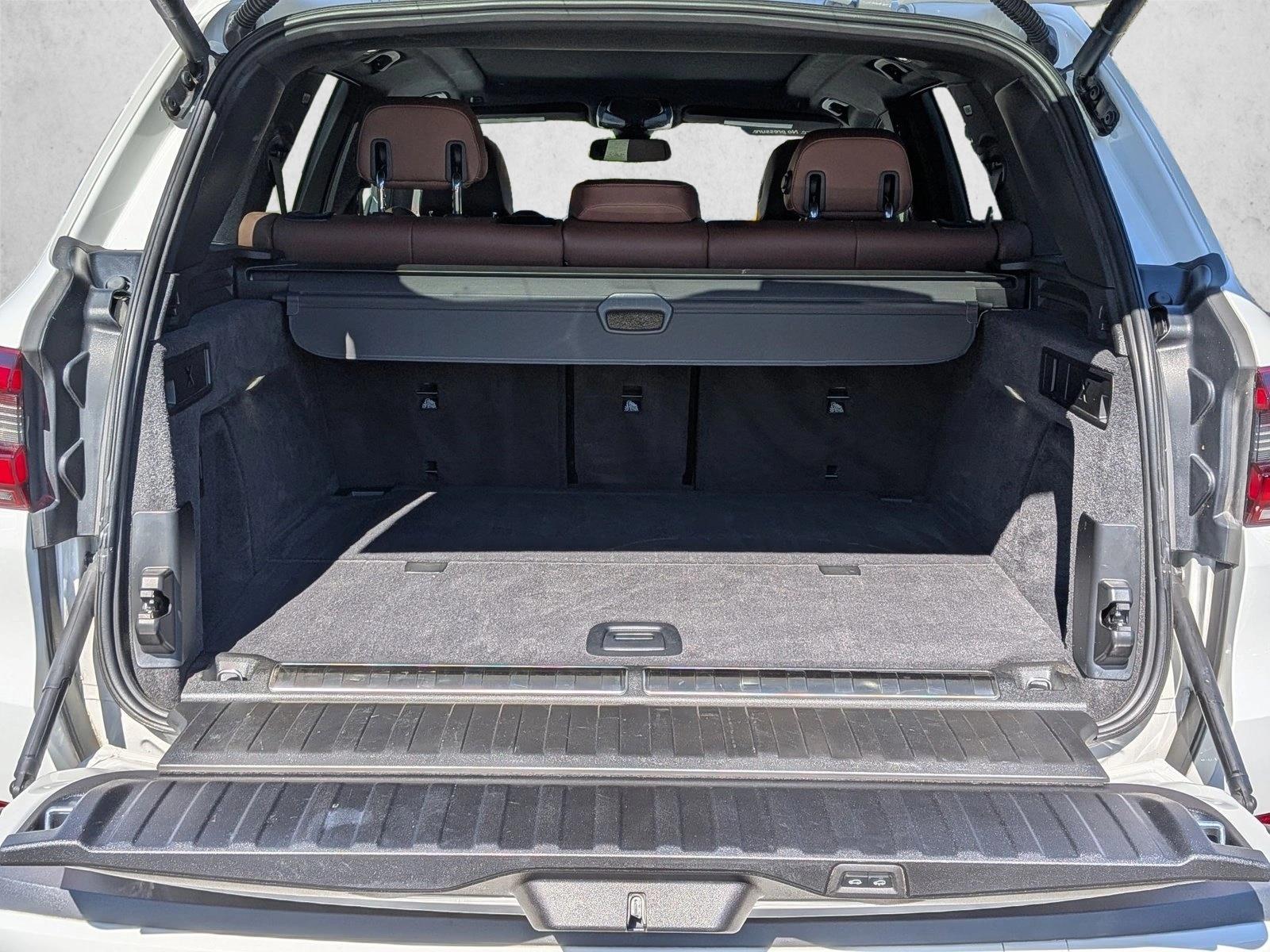 2023 BMW X5 PHEV xDrive45e photo 5