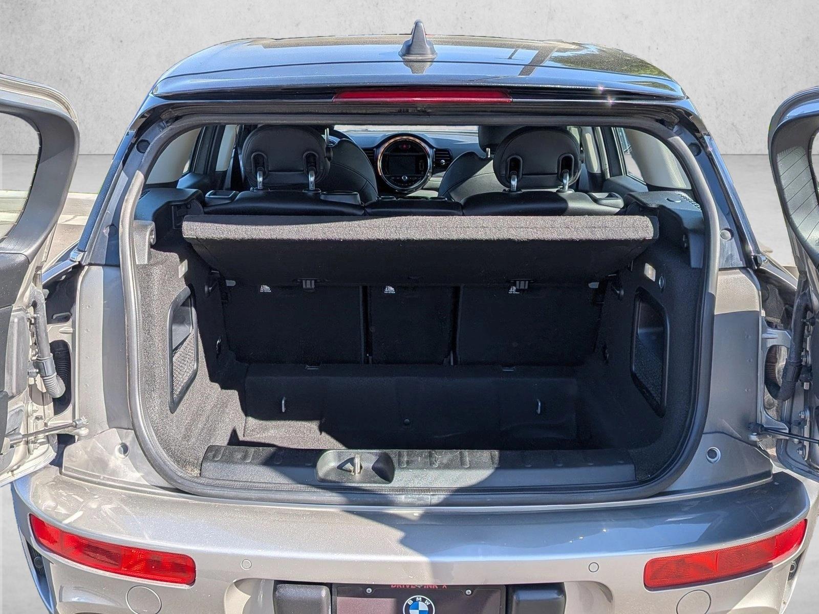 2017 MINI Clubman Cooper S photo 5