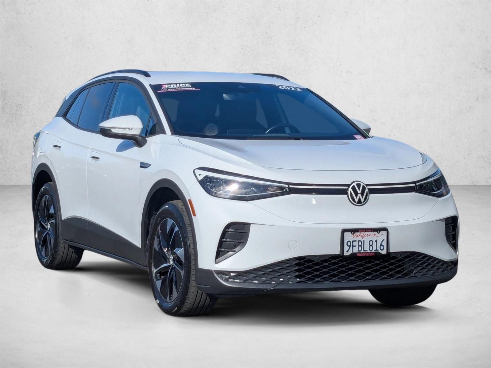 2022 Volkswagen ID.4 Pro photo 3