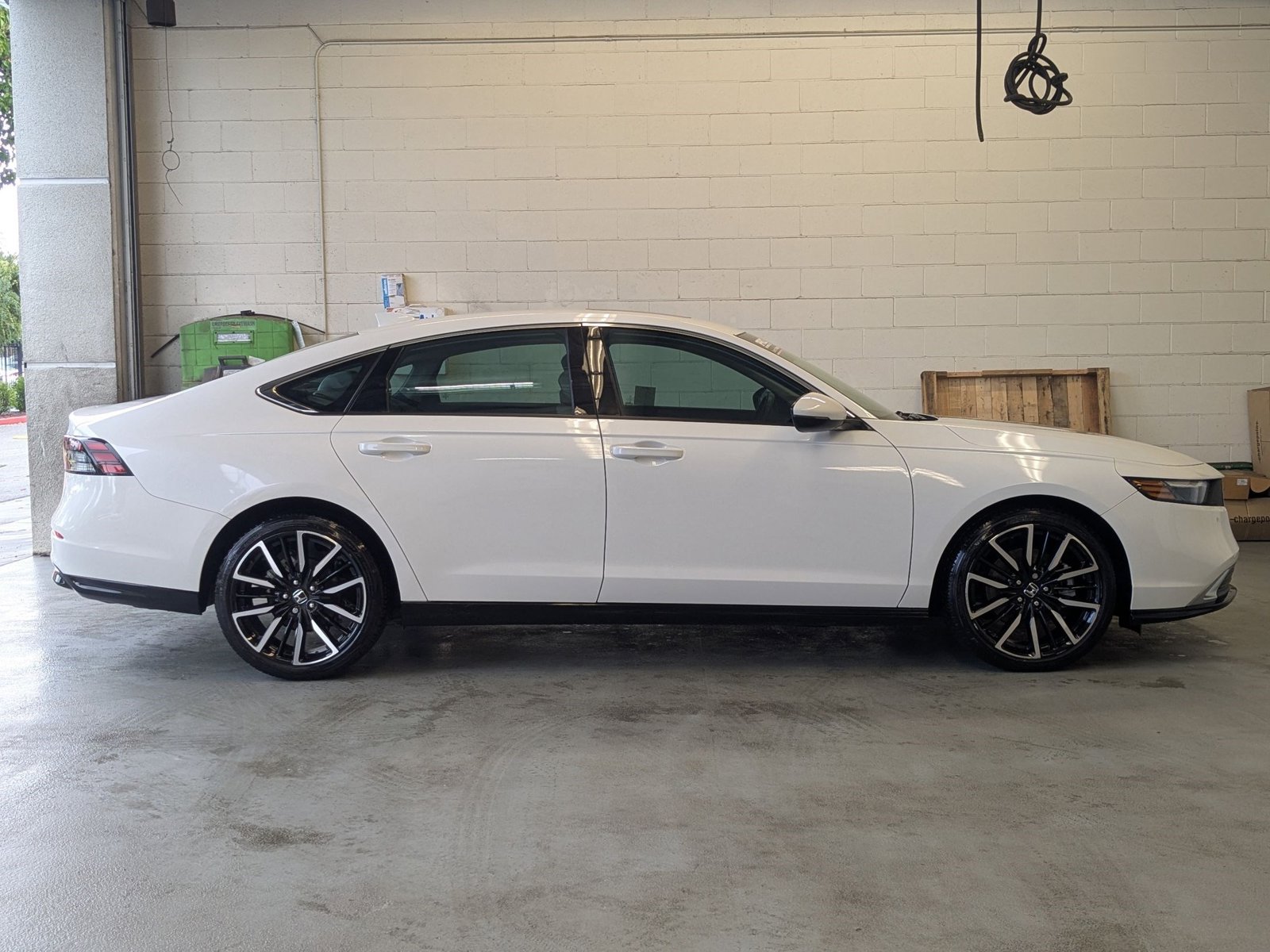 2023 Honda Accord Hybrid Touring photo 4