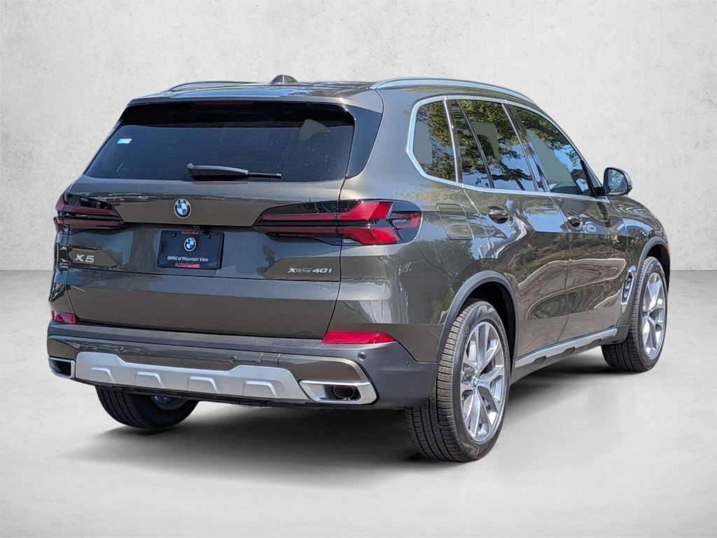 New 2026 BMW X5 xDrive40i SUV