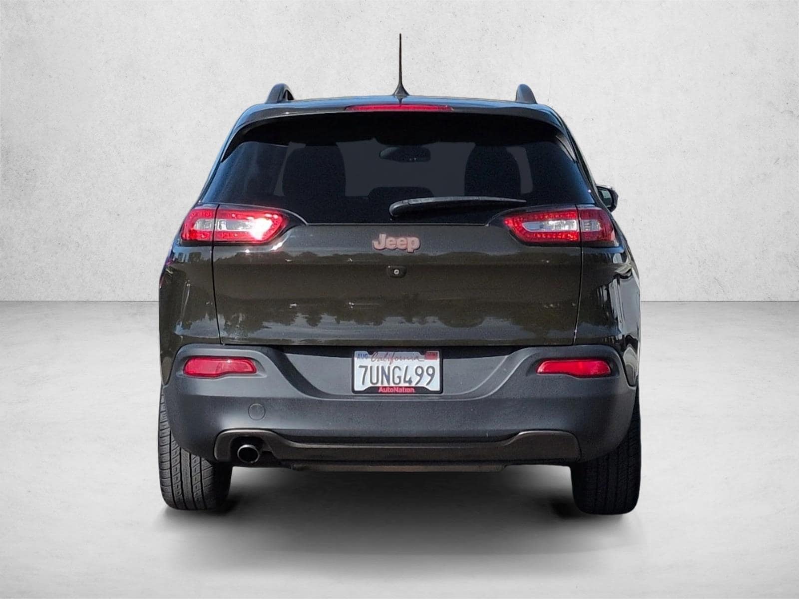 2016 Jeep Cherokee Latitude FWD photo 4