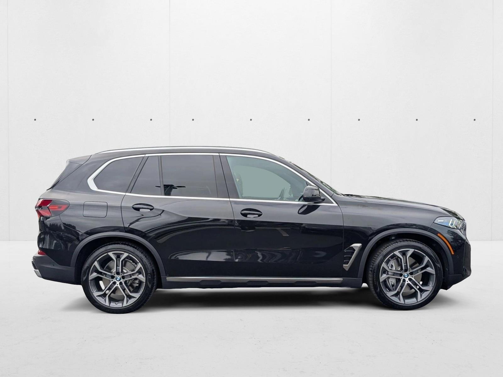 2026 Bmw X5 xDrive50e photo 3